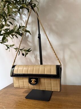 AUTH CHANEL E/W Chocolate Bar Lambskin Leather Shoulder Bag Black Patent Trim